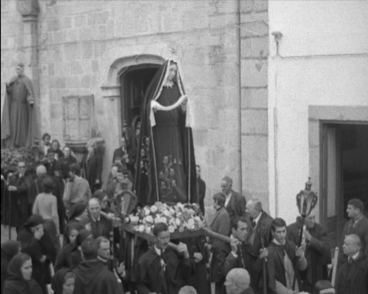 Procissão dos Santos Passos no Fundão