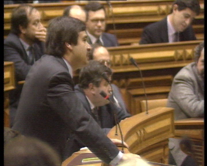 Debate parlamentar sobre Provedor de Justiça