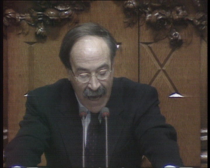 Transparência da vida política