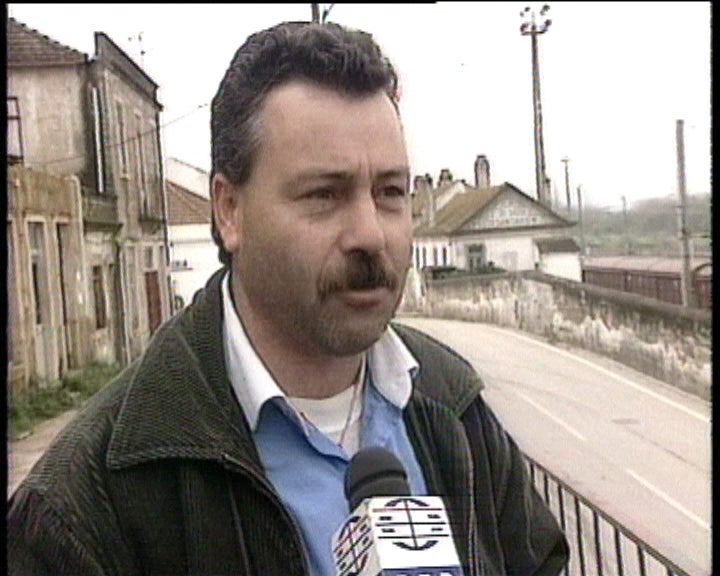 Demolição da estação de comboios de Alfarelos