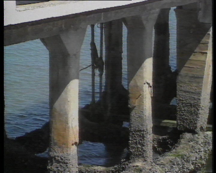 Destruição na Ilha de Faro