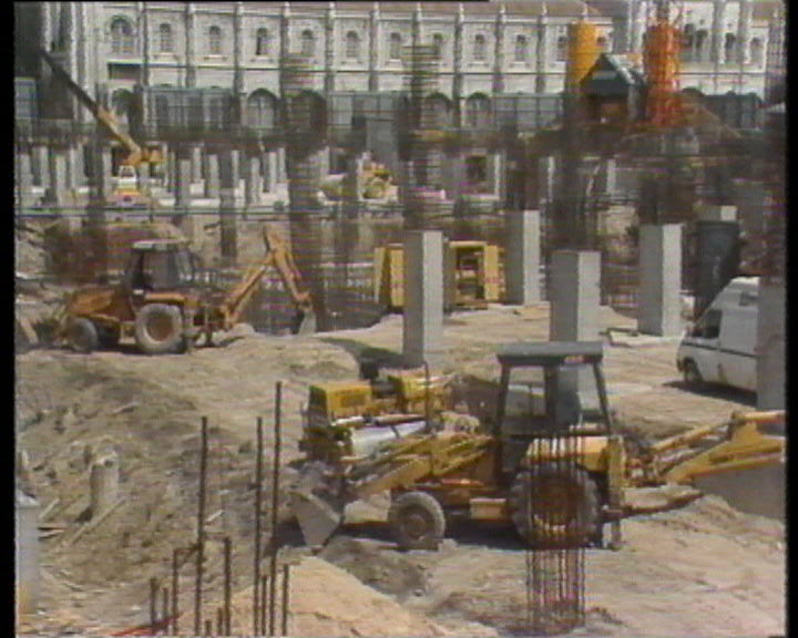 Cavaco Silva visita obras do CCB