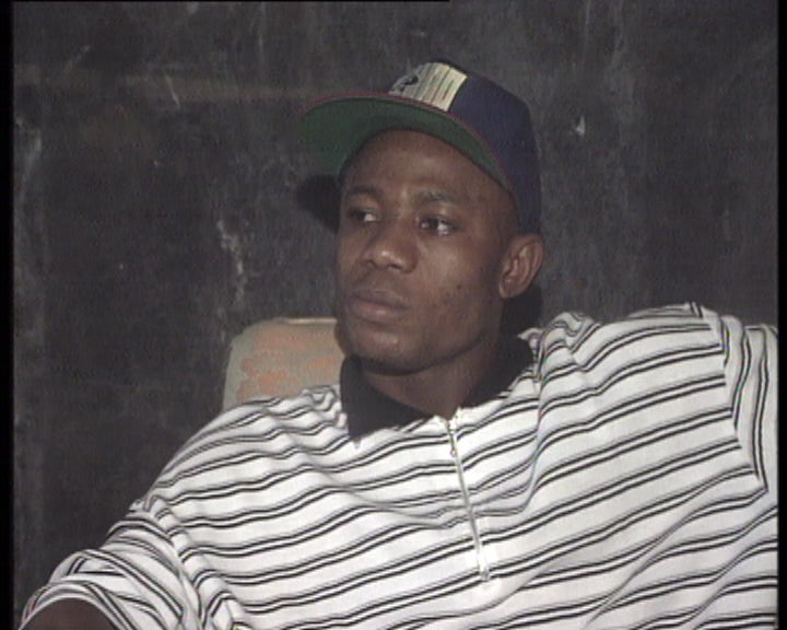 Duisburgo reclama posse de jogador Amunike