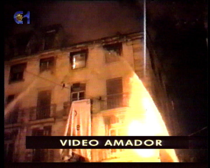 Incêndio em prédio desabitado no Chiado