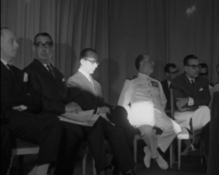 Américo Tomás inaugura porto de pesca de Pedrouços