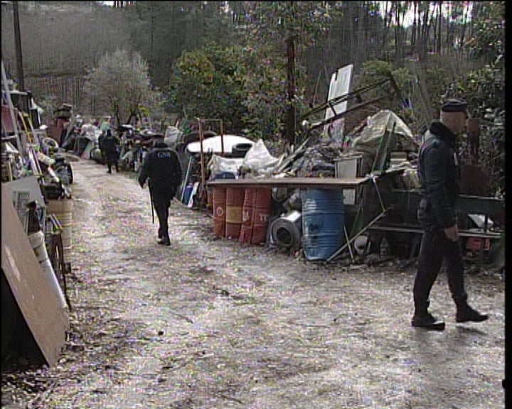 Sucata em área protegida