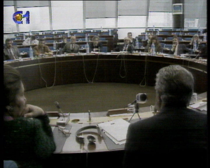 Soares encontra-se com deputados europeus