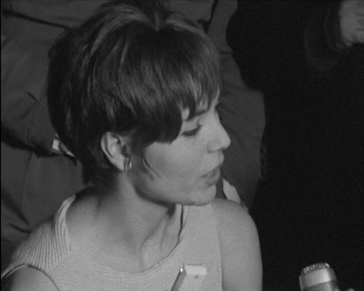 Chegada de Elsa Martinelli a Lisboa