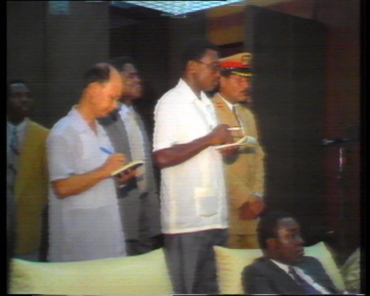 Ronda de negociações em Angola