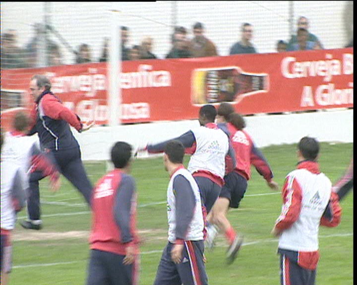 Futebol: Treino do Benfica