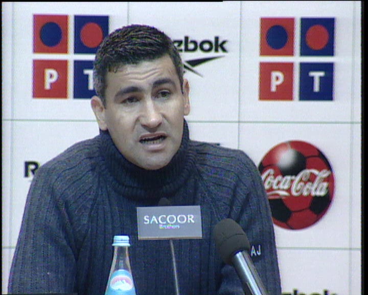 Futebol: Acosta castigado