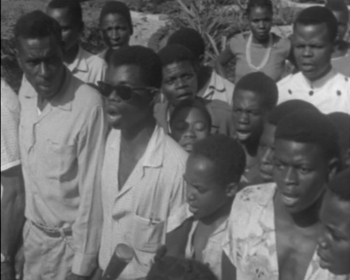 Visita de Kaúlza de Arriaga a Angola