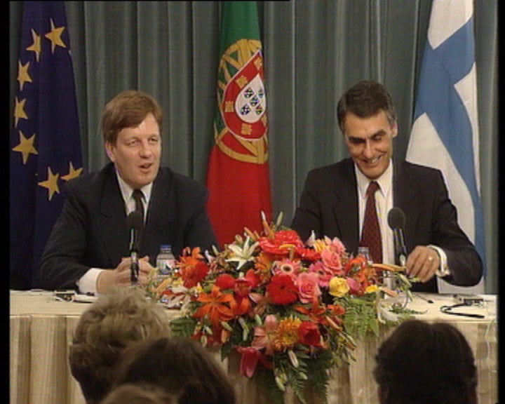 Esko Aho é recebido por Cavaco Silva