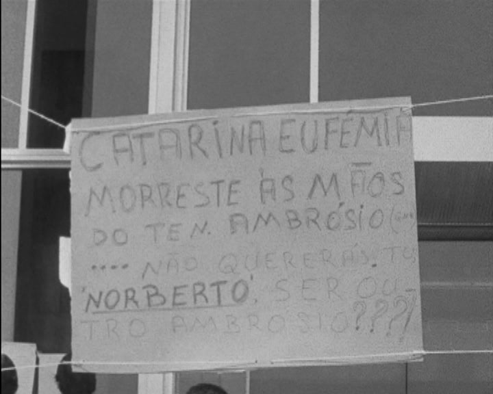 Interrupção da greve dos bancários em Luanda