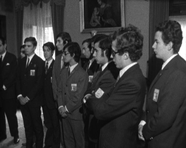 José Hermano Saraiva recebe alunos