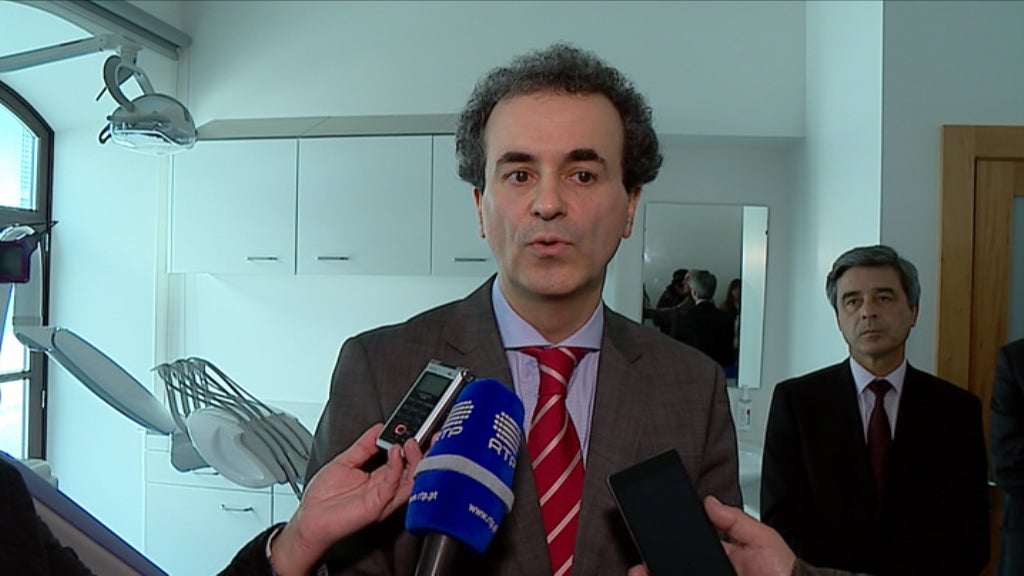 Dentistas em centros de saúde