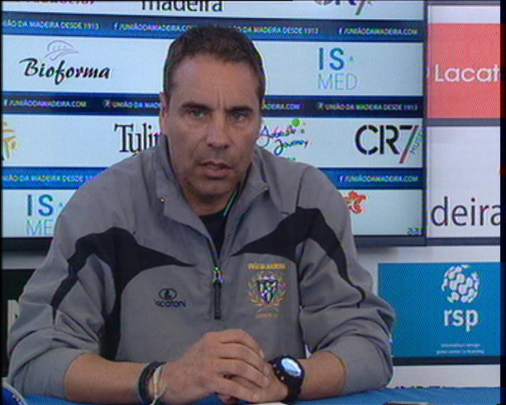 Futebol: treino do União da Madeira