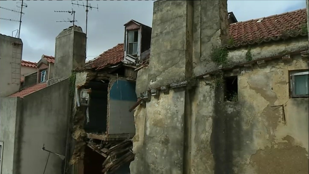Desabamento de prédio em Lisboa