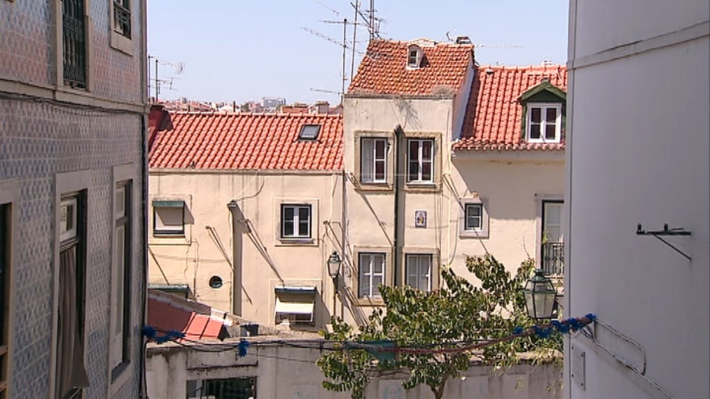 Debate sobre alojamento local