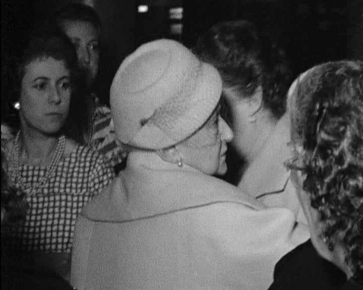 Partida de Palmira Bastos para o Brasil