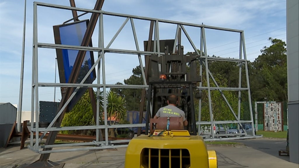 Escultura de Croft na Bienal de Veneza
