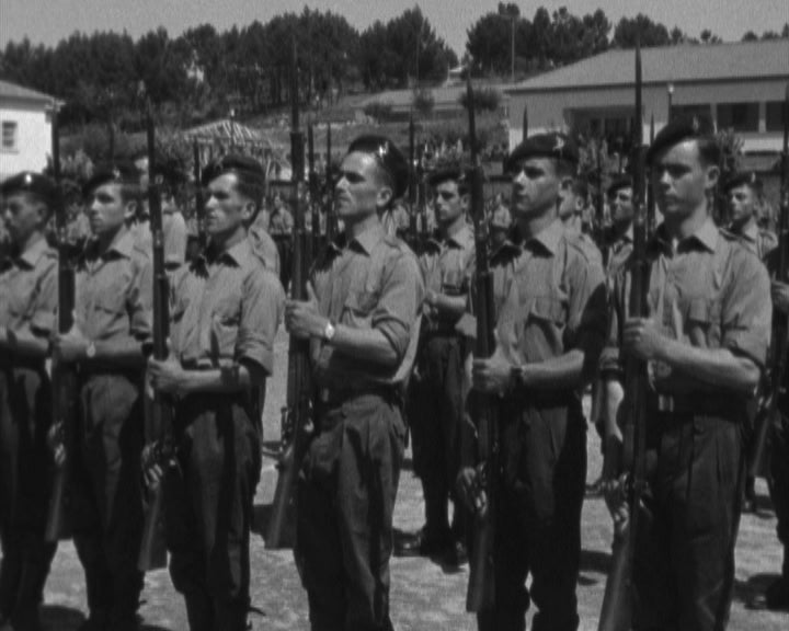 Juramento de bandeira de soldados em Braga