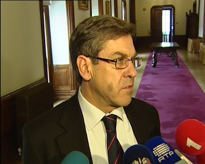 Jorge Lacão sobre a aprovação da lei das finanças regionais