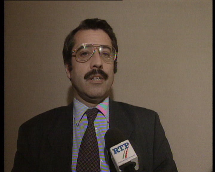 Atraso na adesão ao Euro