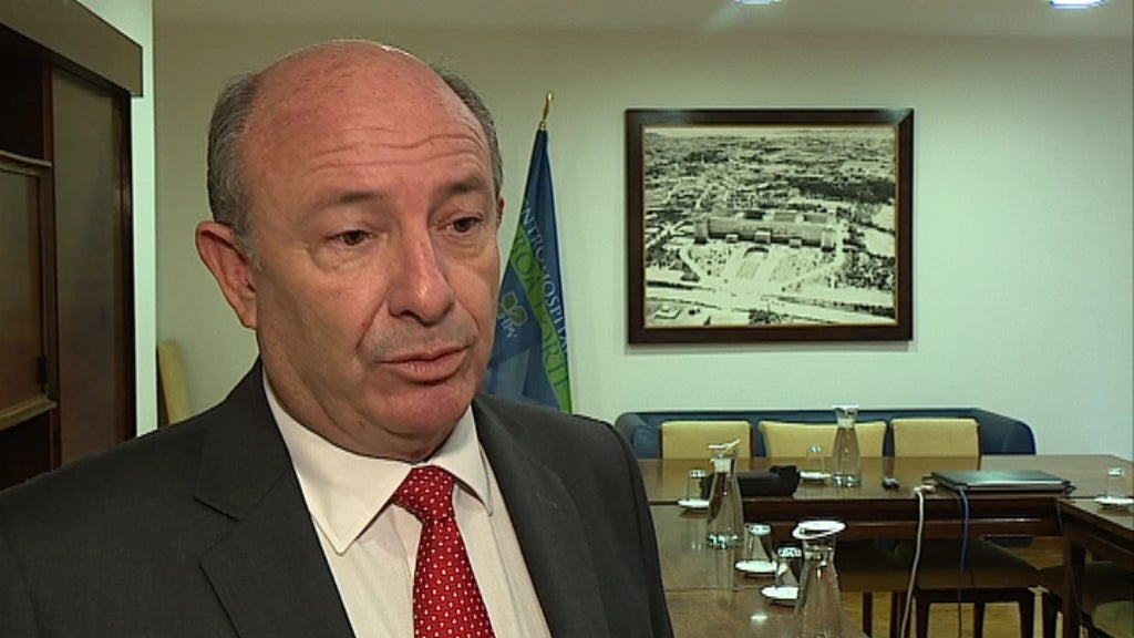 Enfermeiros adiam greve