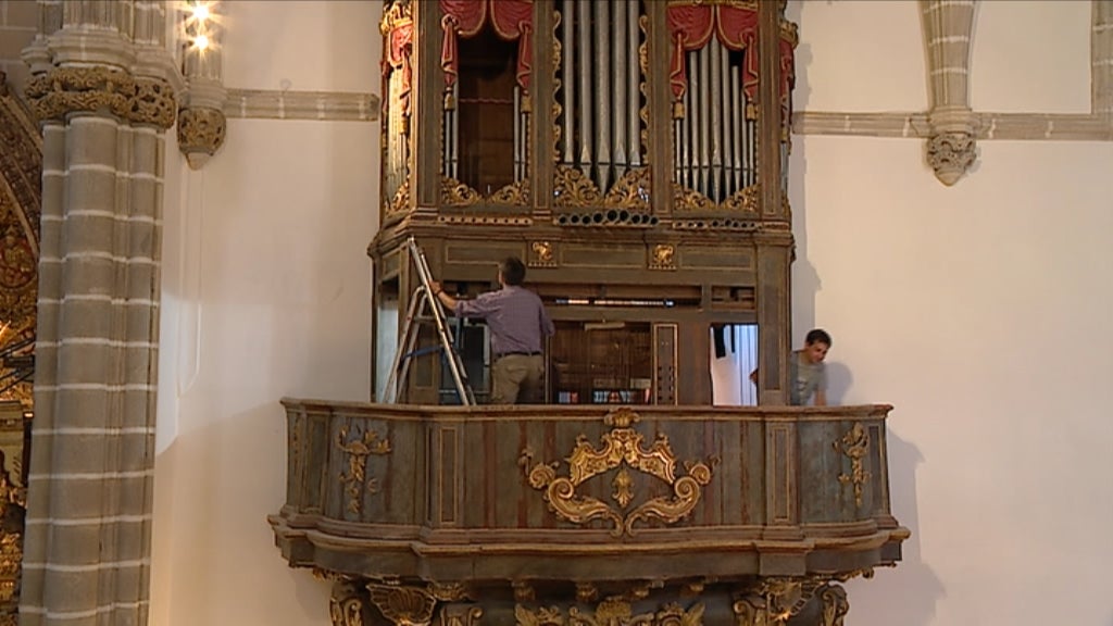 Uma orquestra nos dedos