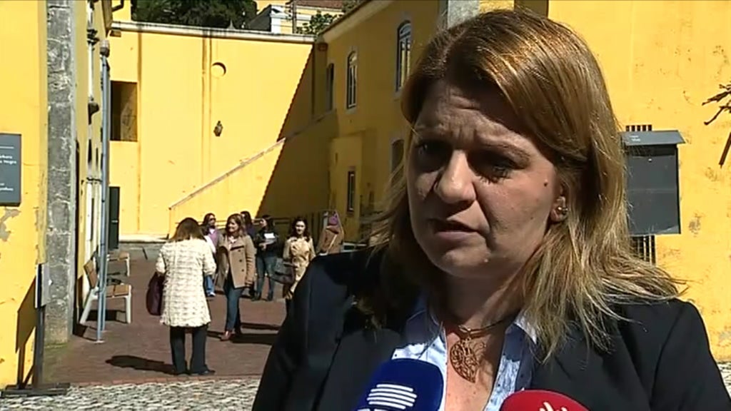 Relatório sobre a pobreza