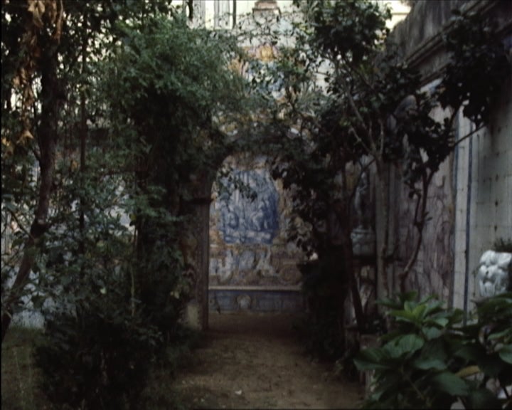 A importância e originalidade do azulejo clássico em Portugal