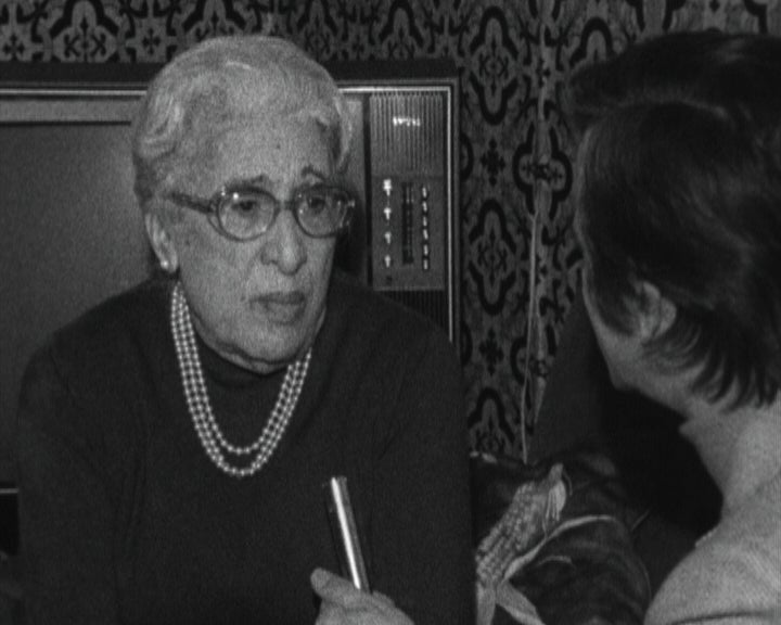 Entrevista a Elvira Velez