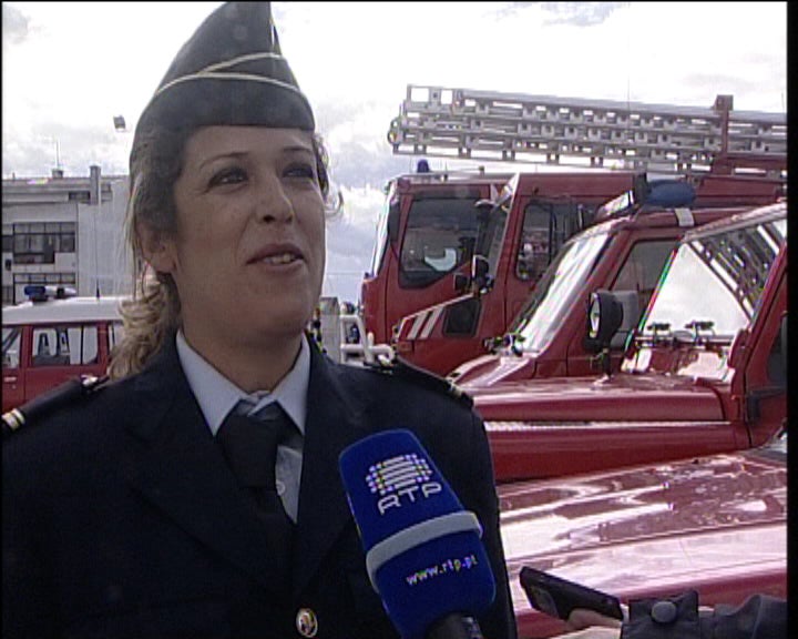 Homenagem a Ana Estrada