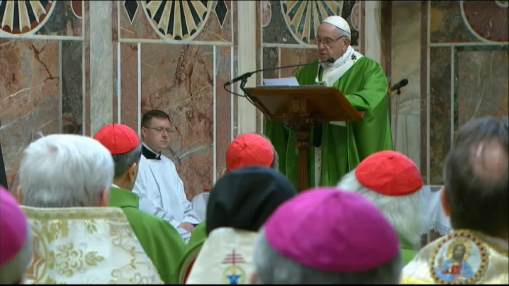 Bispo dos Açores na Cimeira do Vaticano