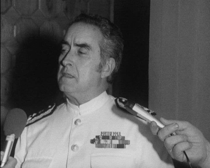 Partida do Alto Comissário de Portugal em Angola