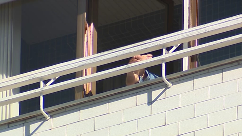 Obras de demolição no prédio do Coutinho