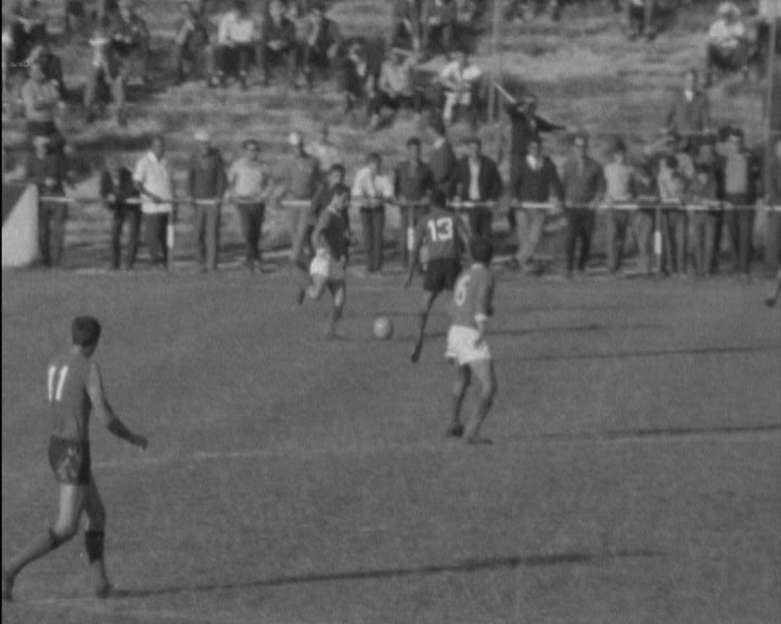 Futebol: Salgueiros vs Peniche