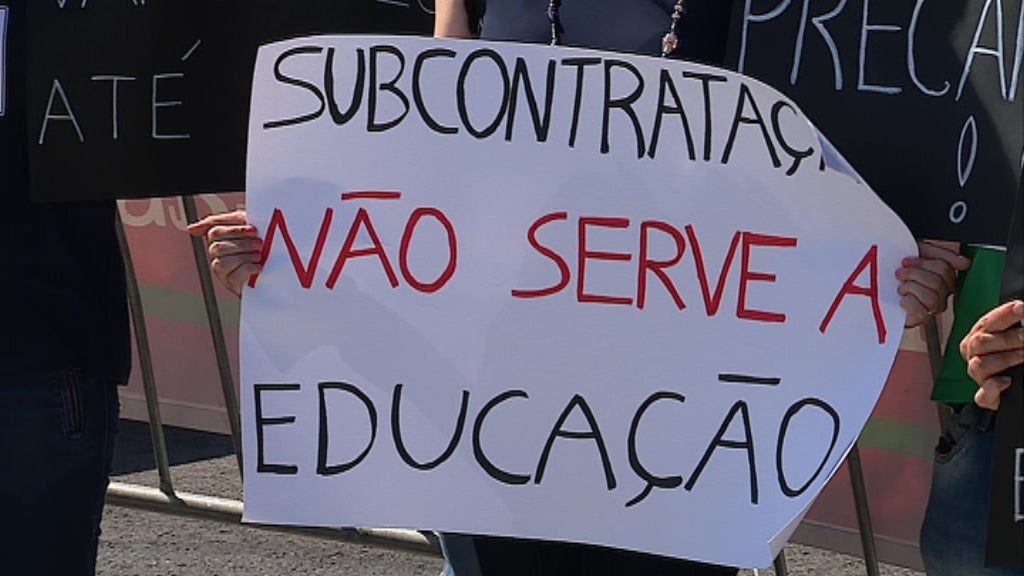 Precários do Estado