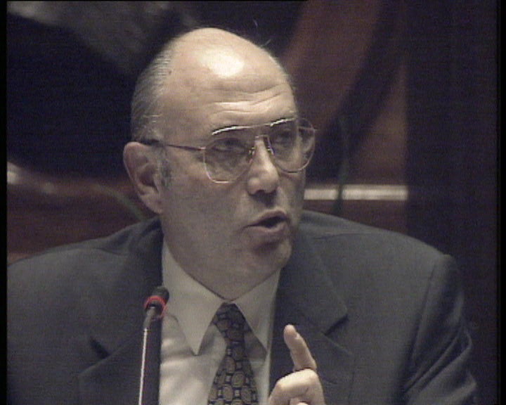 Gomes da Silva e António Campos comentam a doença da BSE