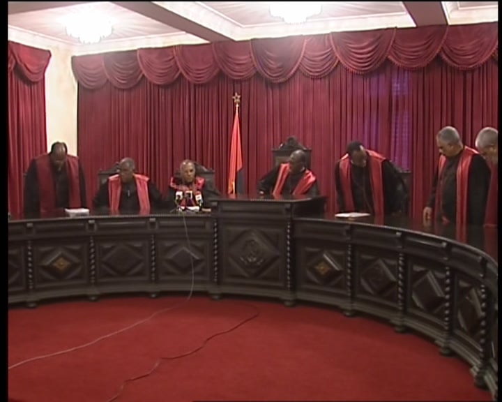 Direito à justiça constitucional