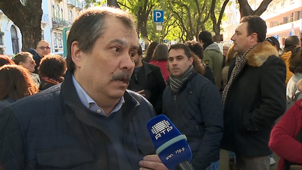 Protesto dos professores de língua gestual