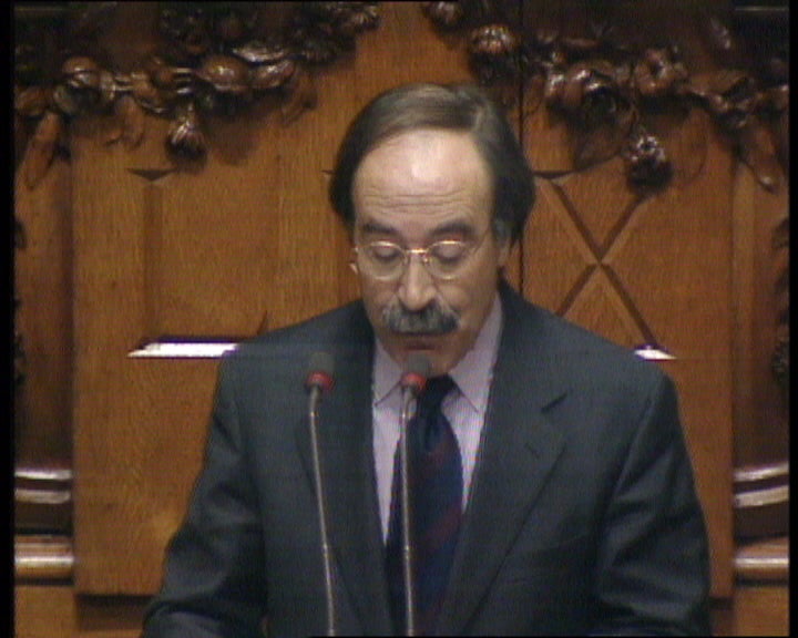 PSD aprova a lei das propinas