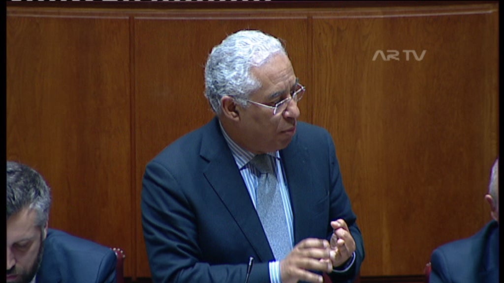 Debate quinzenal na AR