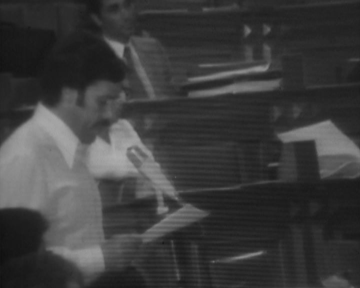 Aprovação da Lei das Indemnizações