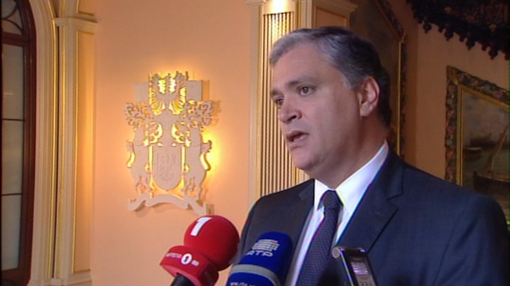 Debate sobre a descontaminação dos solos da Terceira