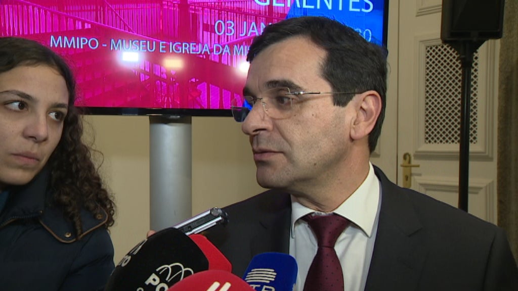 Polémica com os médicos internos