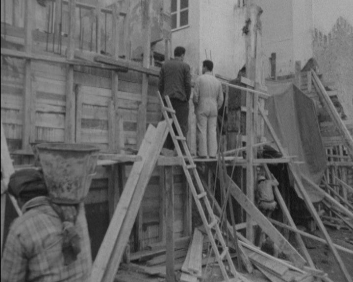 Desmoronamento parcial de um prédio em Lisboa