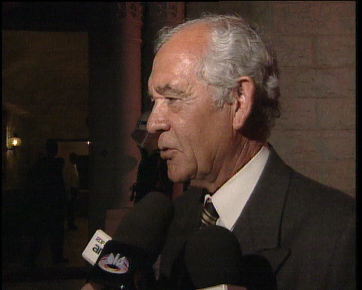 Fuzeta da Ponte critica Sampaio