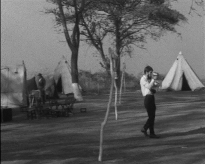 Camilo Rebocho Vaz visita o distrito de Malange